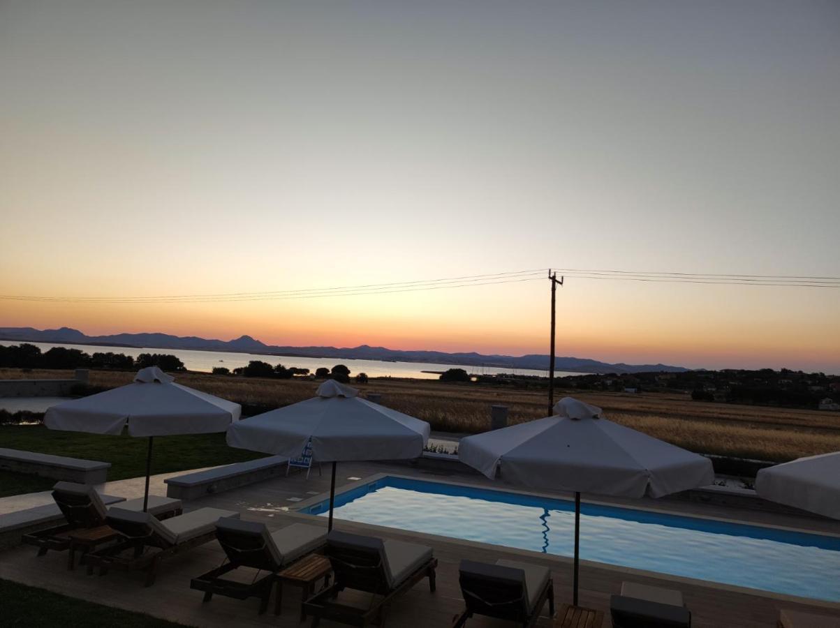 Onar Limnos II Luxury Apartments Moúdhros Eksteriør billede