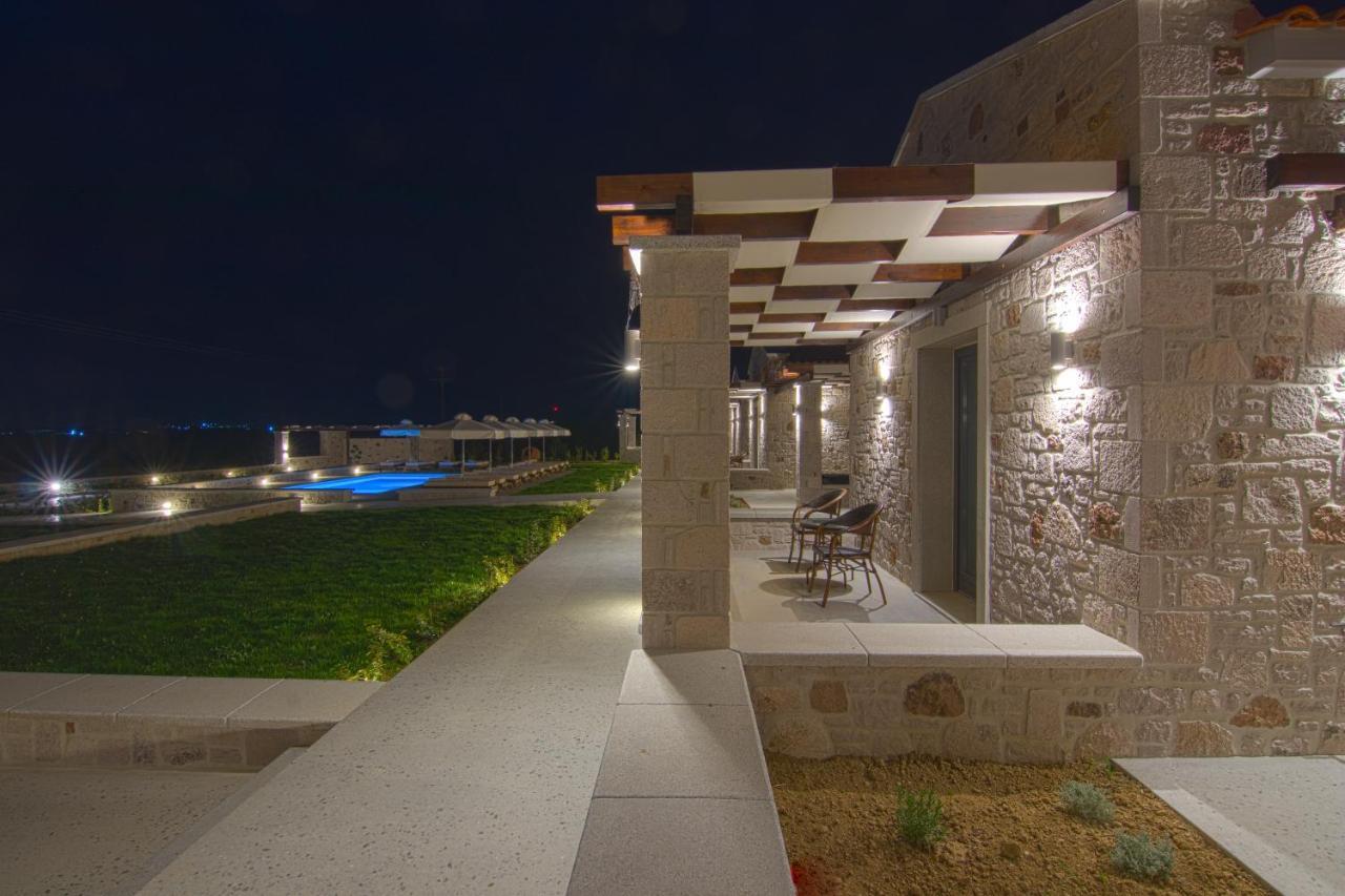 Onar Limnos II Luxury Apartments Moúdhros Eksteriør billede